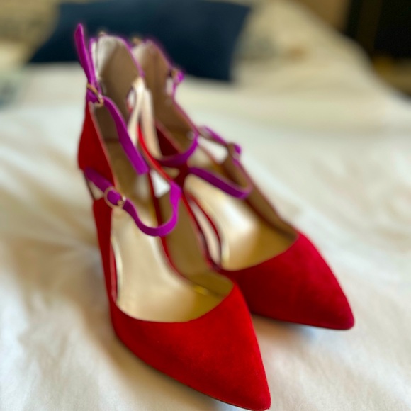 Jessica Simpson Shoes - Jessica Simpson red & fushia heels